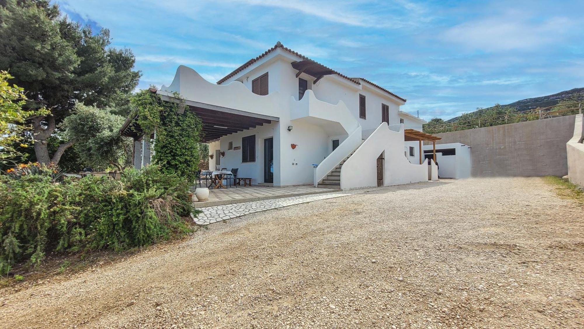 Residenza Belvedere Orosei Exteriör bild
